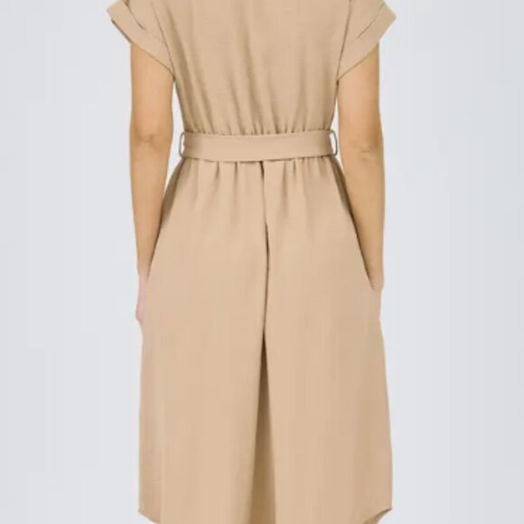 NWT Blu Pepper Collared Button Down Belted Midi Dress - Picture 4 of 4